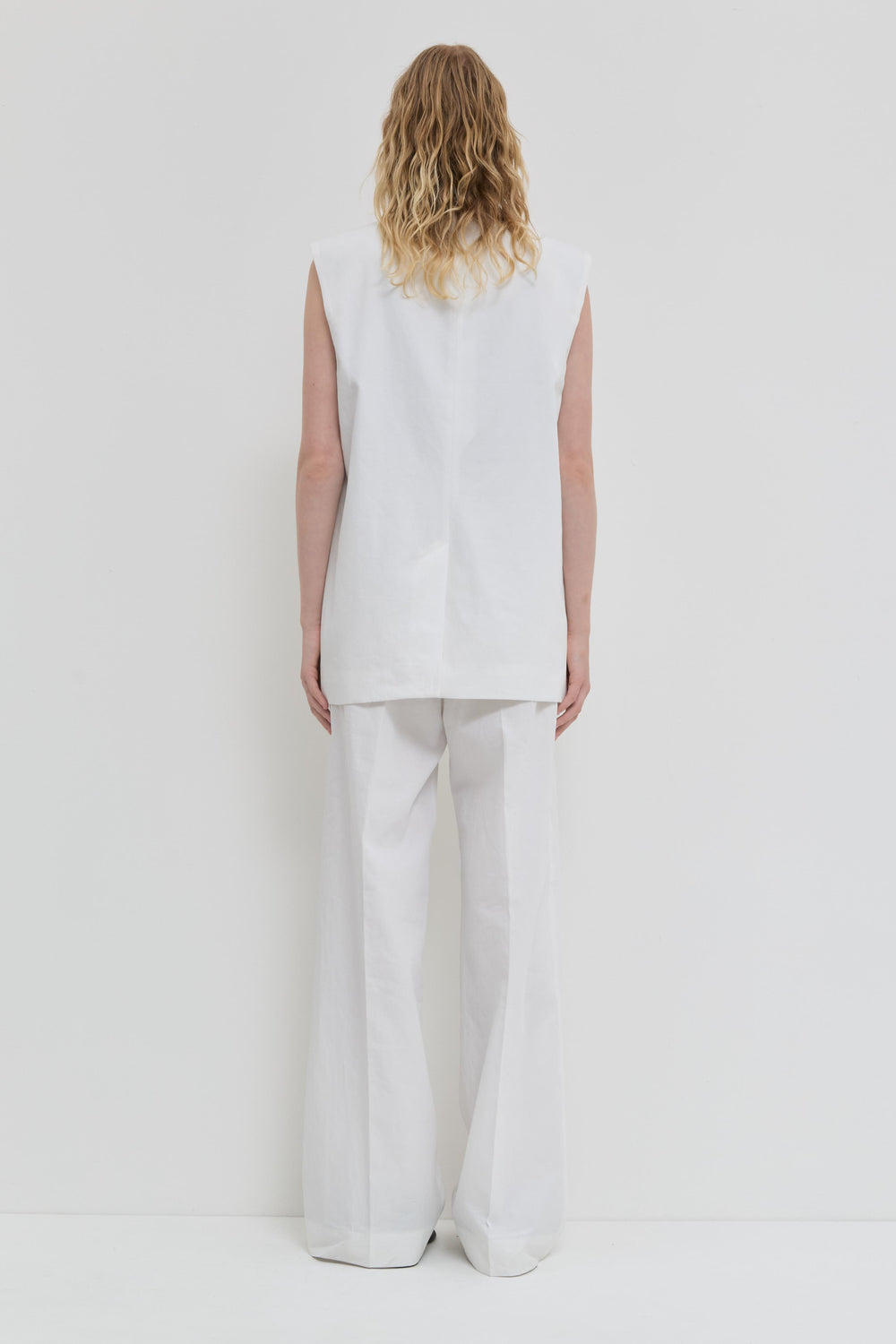 Judrio Sleeveless Blazer