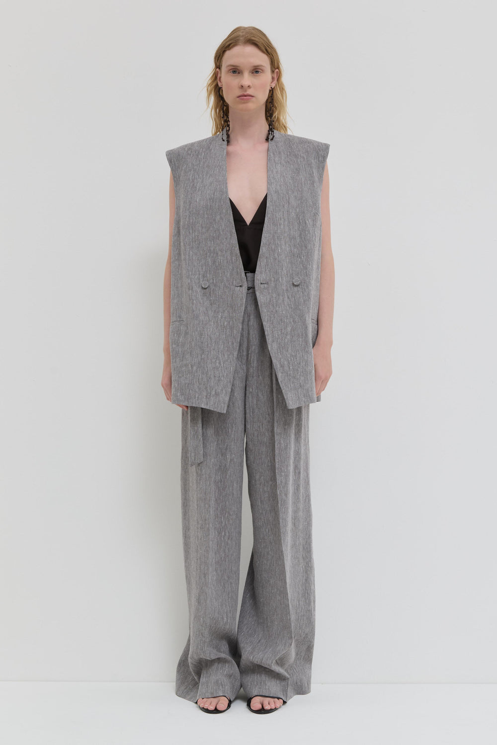 Judrio Sleeveless Blazer