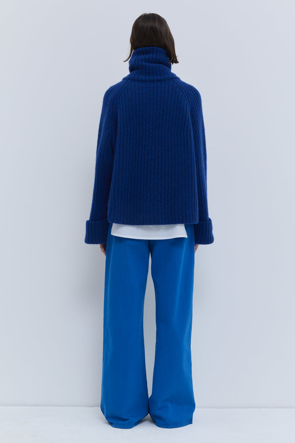 Kalda wool and alpaca chunky knit sweater in deep blue
