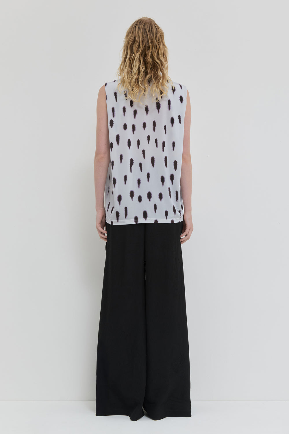 Tabansir Sleeveless Top