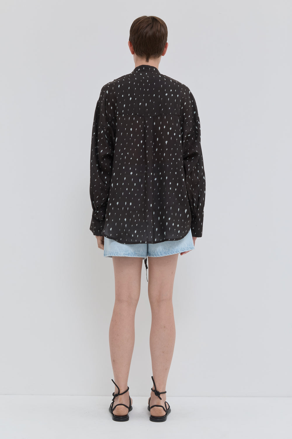 Tubi Loose Shirt
